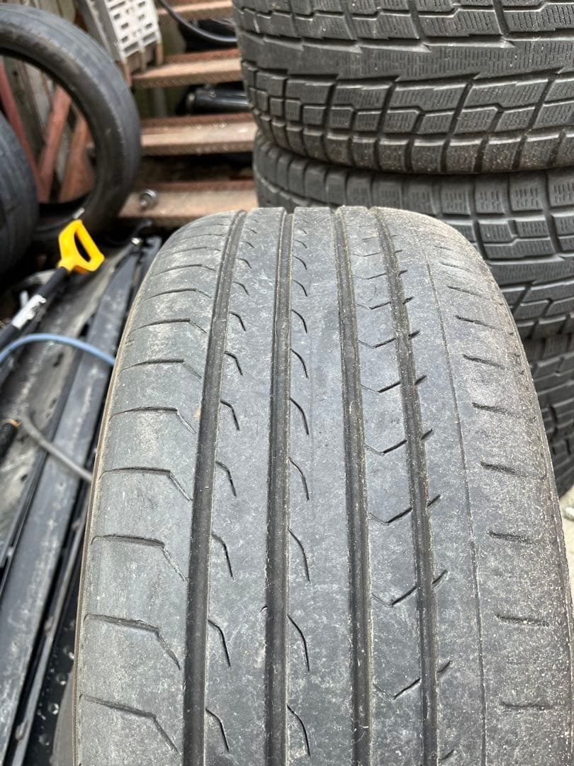 タイヤ・ホイール YOKOHAMA BluEarth RV-03 245/40r20