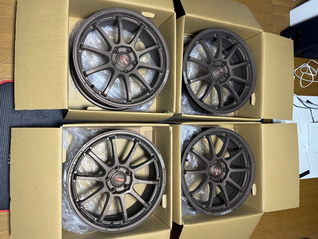 RAYS グラムライツ 18インチ 57NR ホイールとマックガードのみ