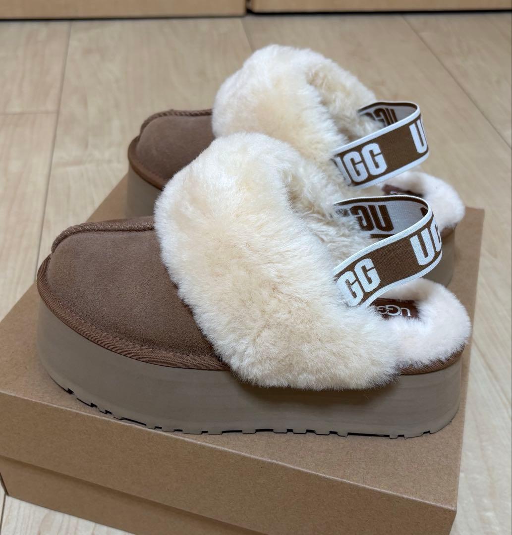 【UGG】FUNKETTE ファンケット　23センチ　ストラップ　厚底
