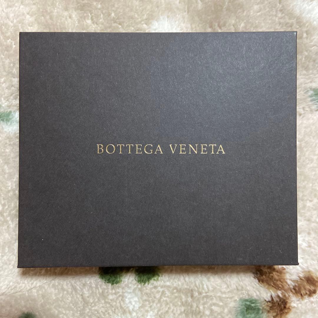 BOTTEGA VENETA　ボッテガヴェネタ　名刺入れ