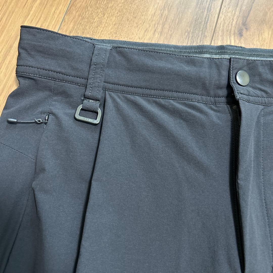 F.C.R.B ドライ　ストレッチ　テーパードパンツ　黒