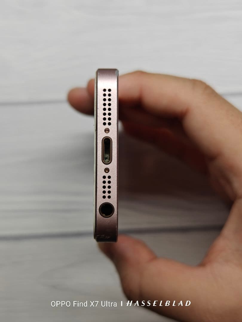 iPhone SE 初代 64GB ローズゴールド バッテリー99%