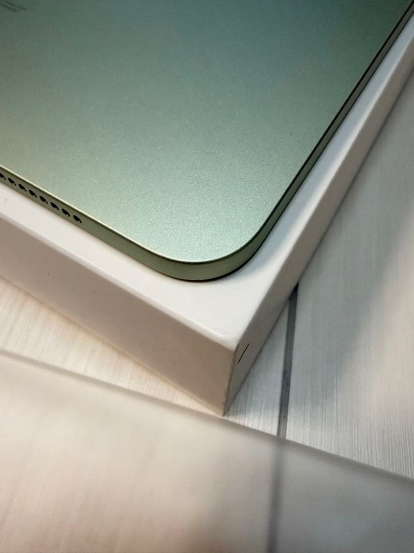 美品　iPad Air 10.9インチ　4世代256GB WiFiモデルグリーン