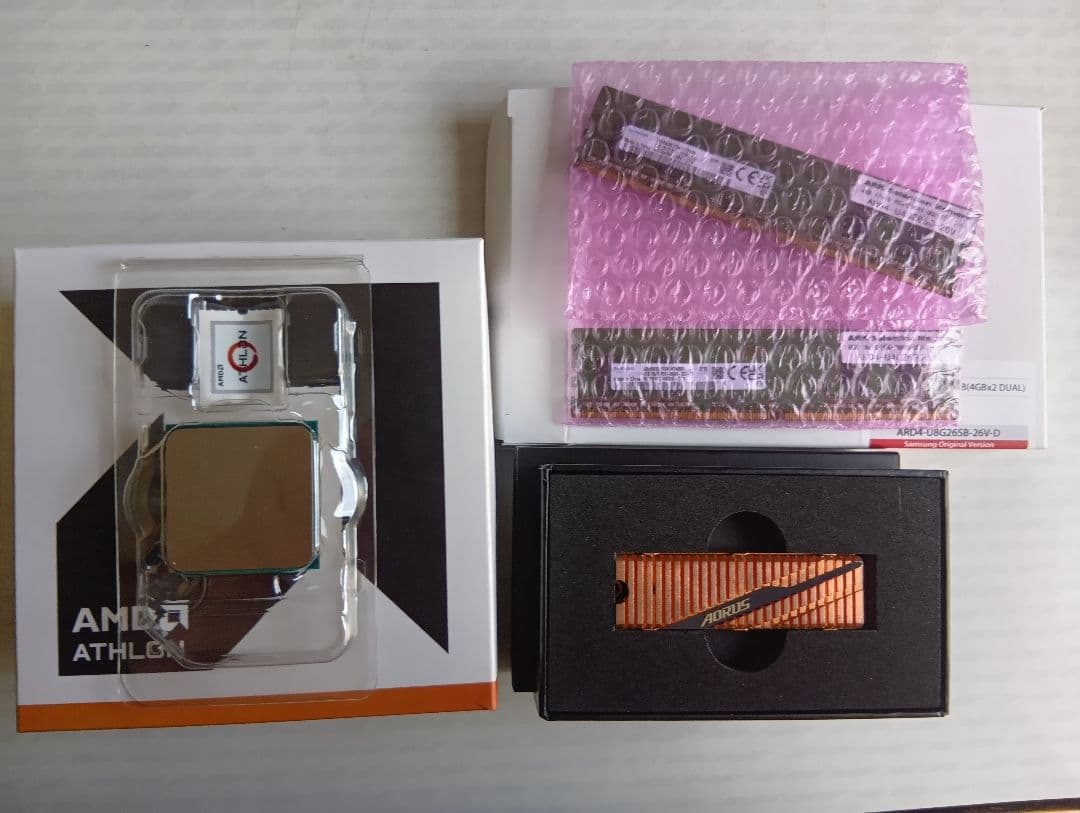 Athlon 3000G+メモリ 2666hz 4GB 2枚+SSD 500GB