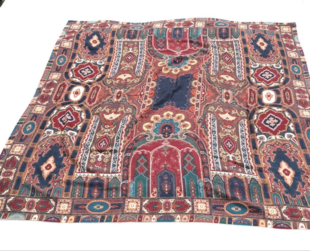 ETRO エトロ　カシミヤシルク大判ストールエスニックデザイン