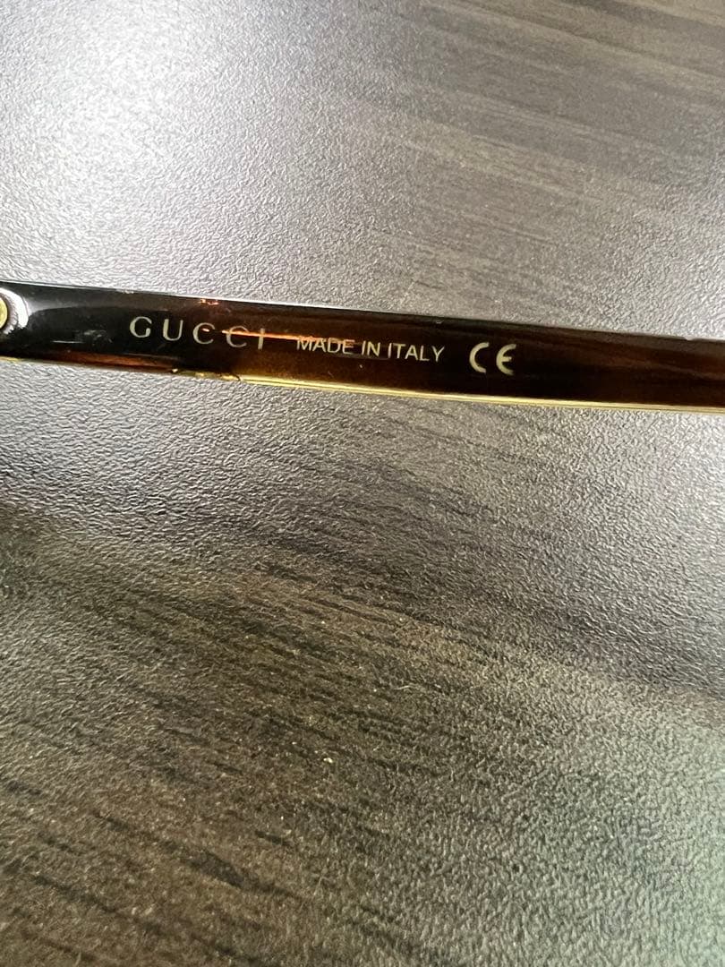 GUCCI ラウンド型サングラス ブラウン