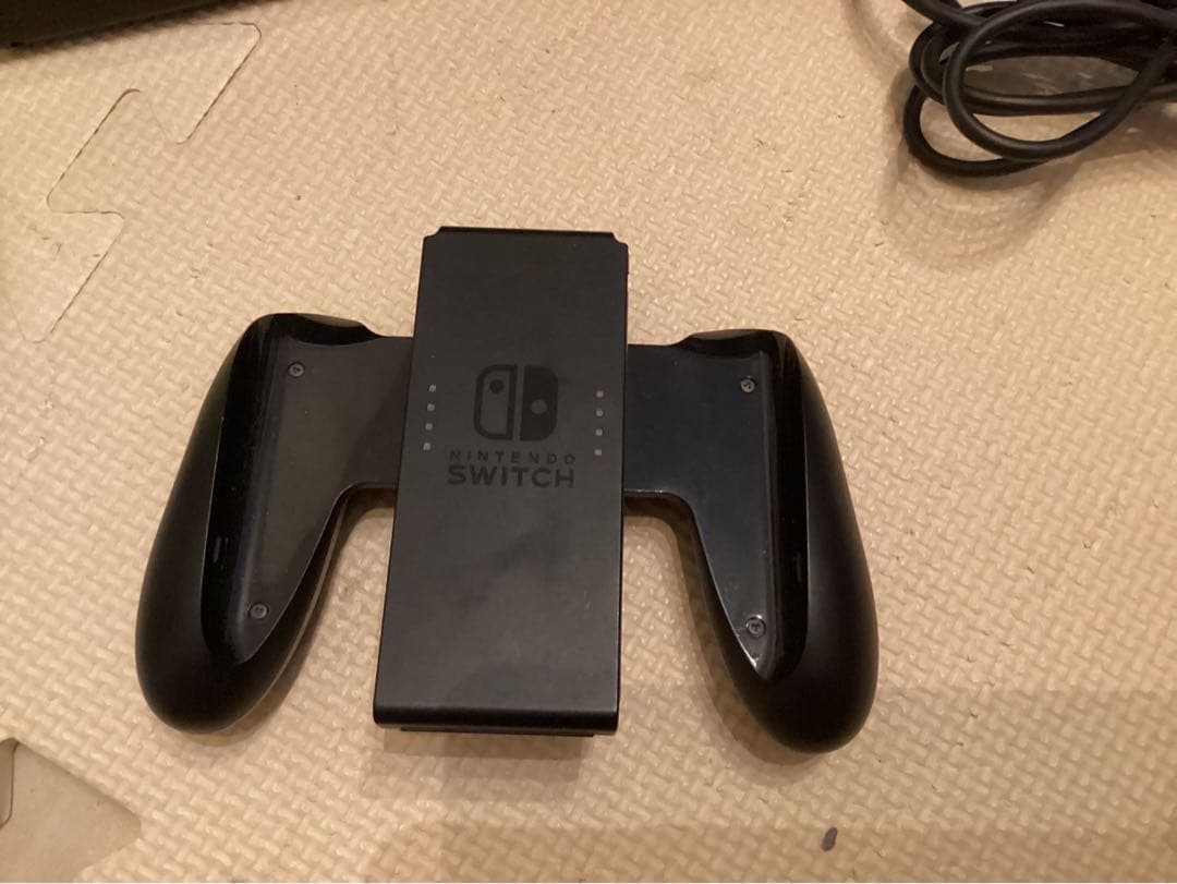 Nintendo Switch 本体 持ち運び用ケース付き