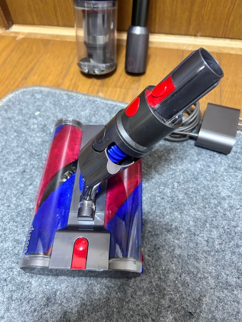 ダイソンSV19 掃除機
