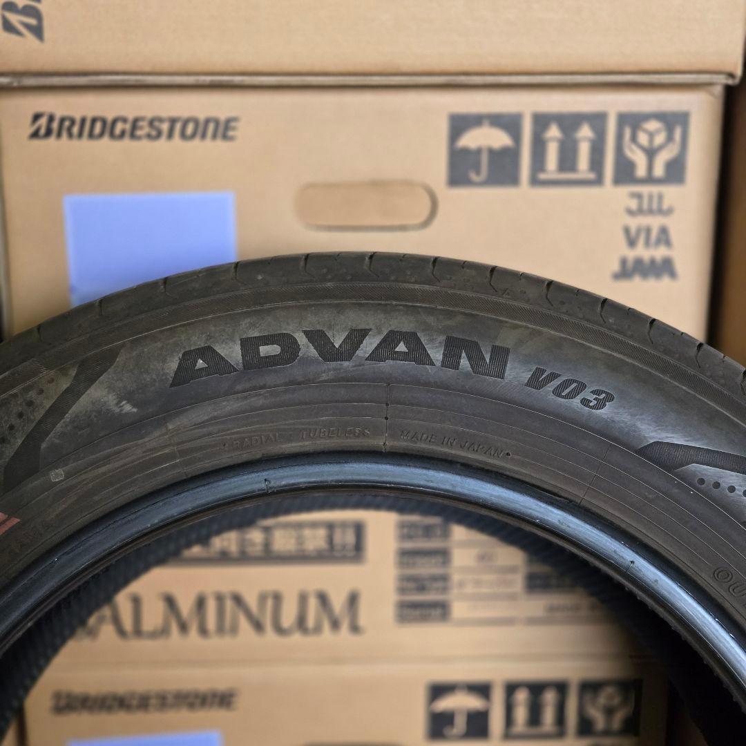 ヨコハマ ADVAN V03 225/60R18 2本 アルファード等