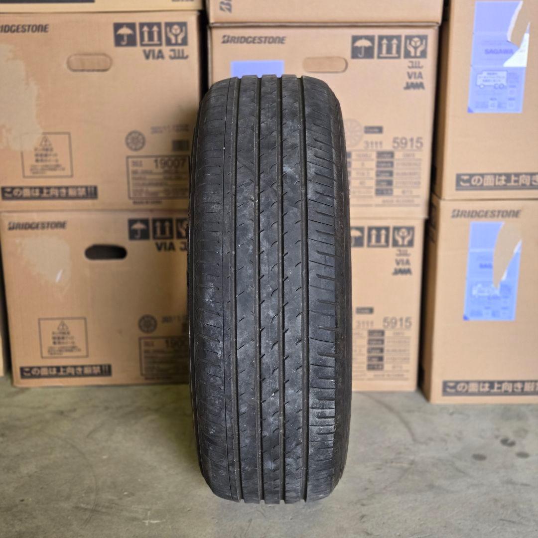 ヨコハマ ADVAN V03 225/60R18 2本 アルファード等