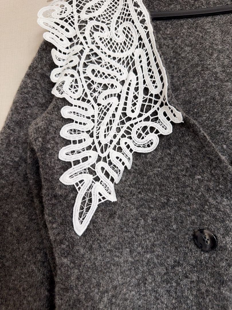 未使用　acka lace collar knit cardigan グレー色