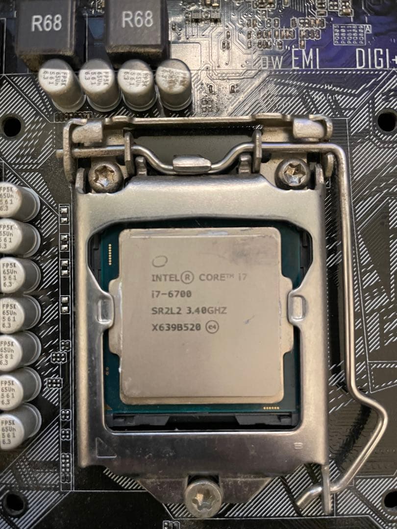 ASUS H170 PRO、i-7 6700、ZOTAC 1060 6GB