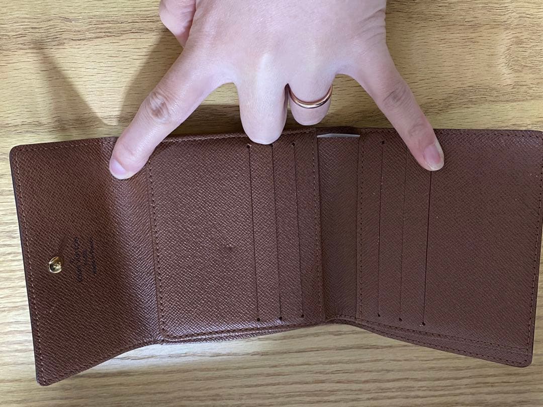 ルイヴィトン　三つ折り財布
