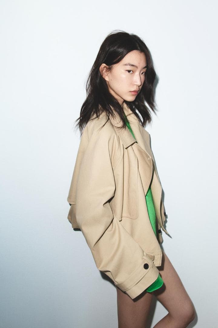 新品⭐ ZARA ショートバルーントレンチコート コムギ色 L