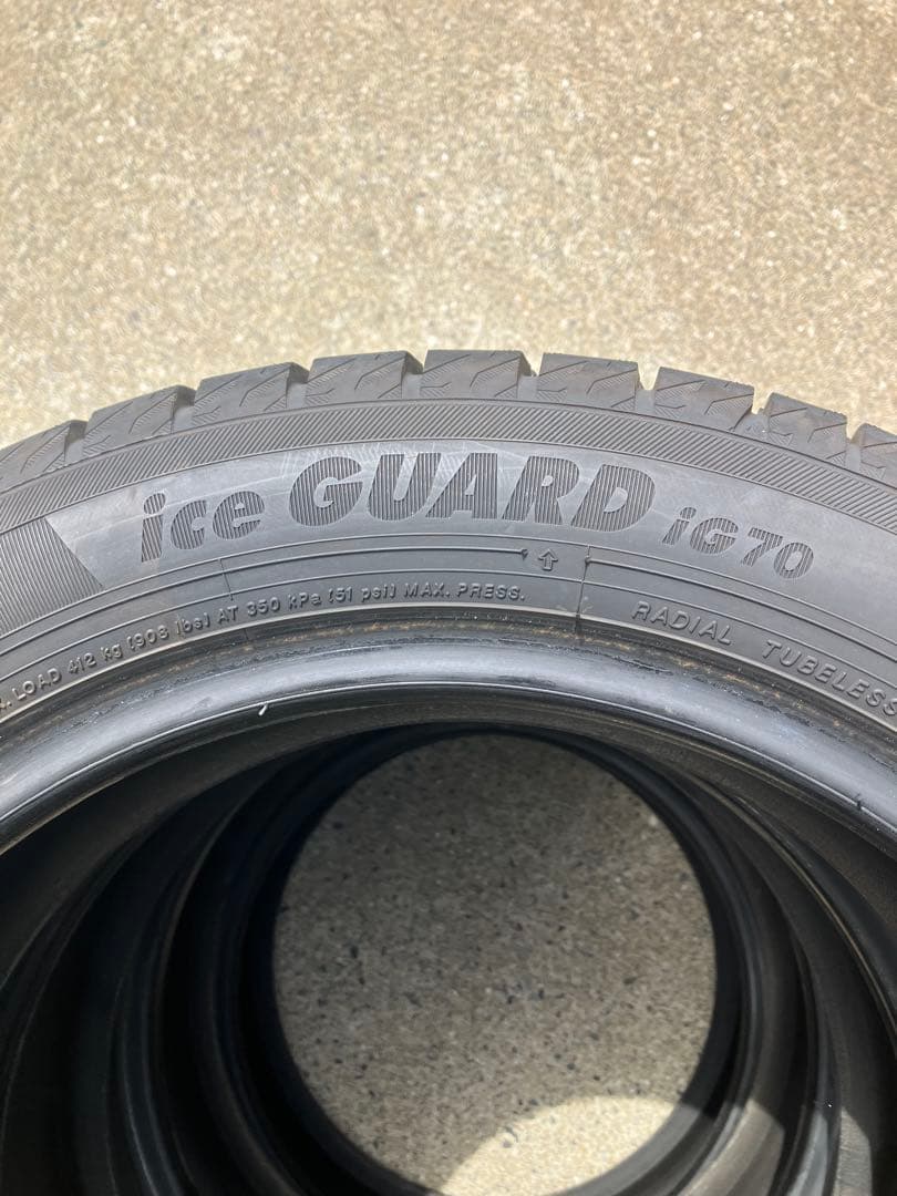 ice GUARD ig70 スタッドレスタイヤ 15インチ