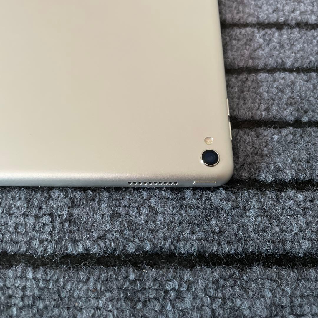 5 iPad Pro 12.9 2世代 64GB Wi-Fi シルバー