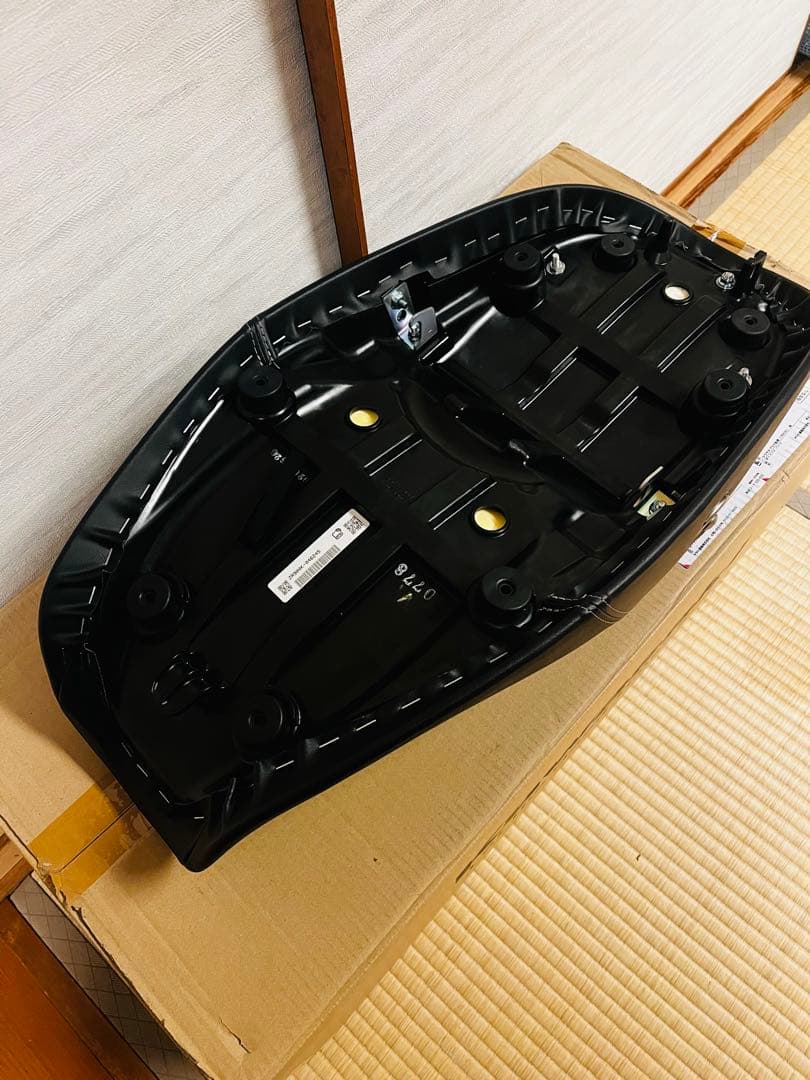 【新品・未使用品】 2025年 Z900RS 純正シート