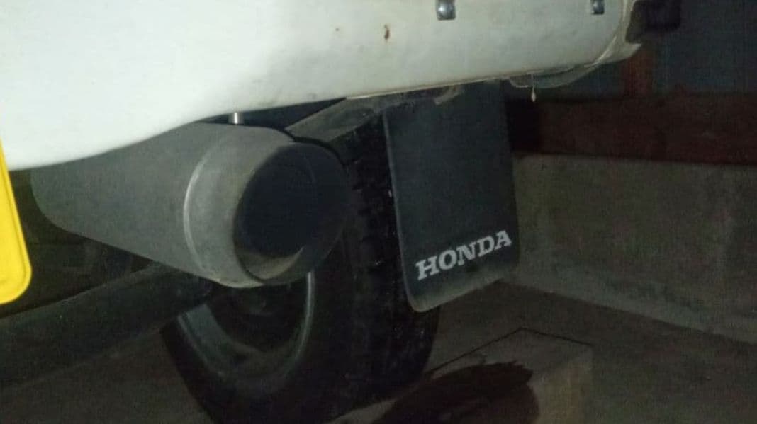 HONDAアクティトラックHA4 　WirusWinマフラー 砲弾型
