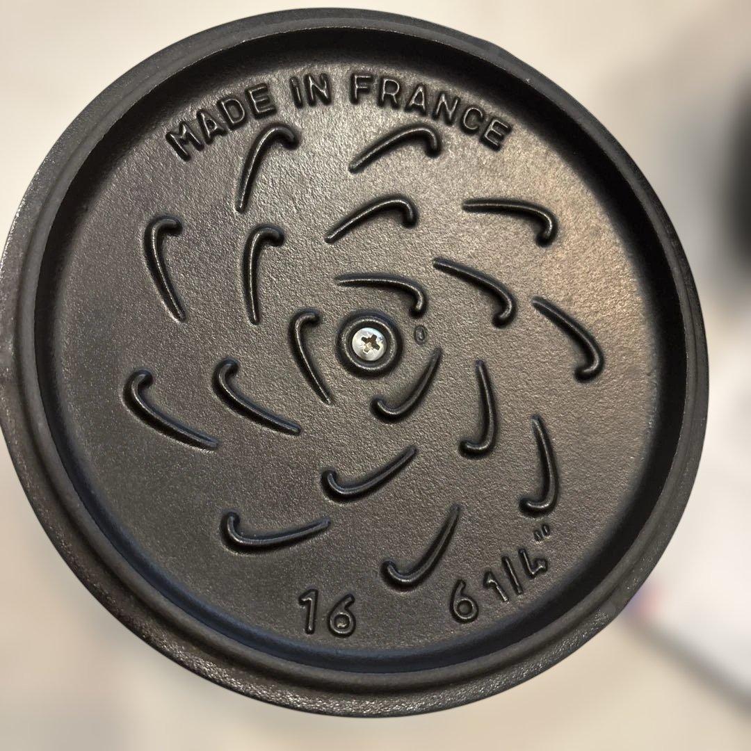 STAUB 鋳鉄製 両手鍋 16cm
