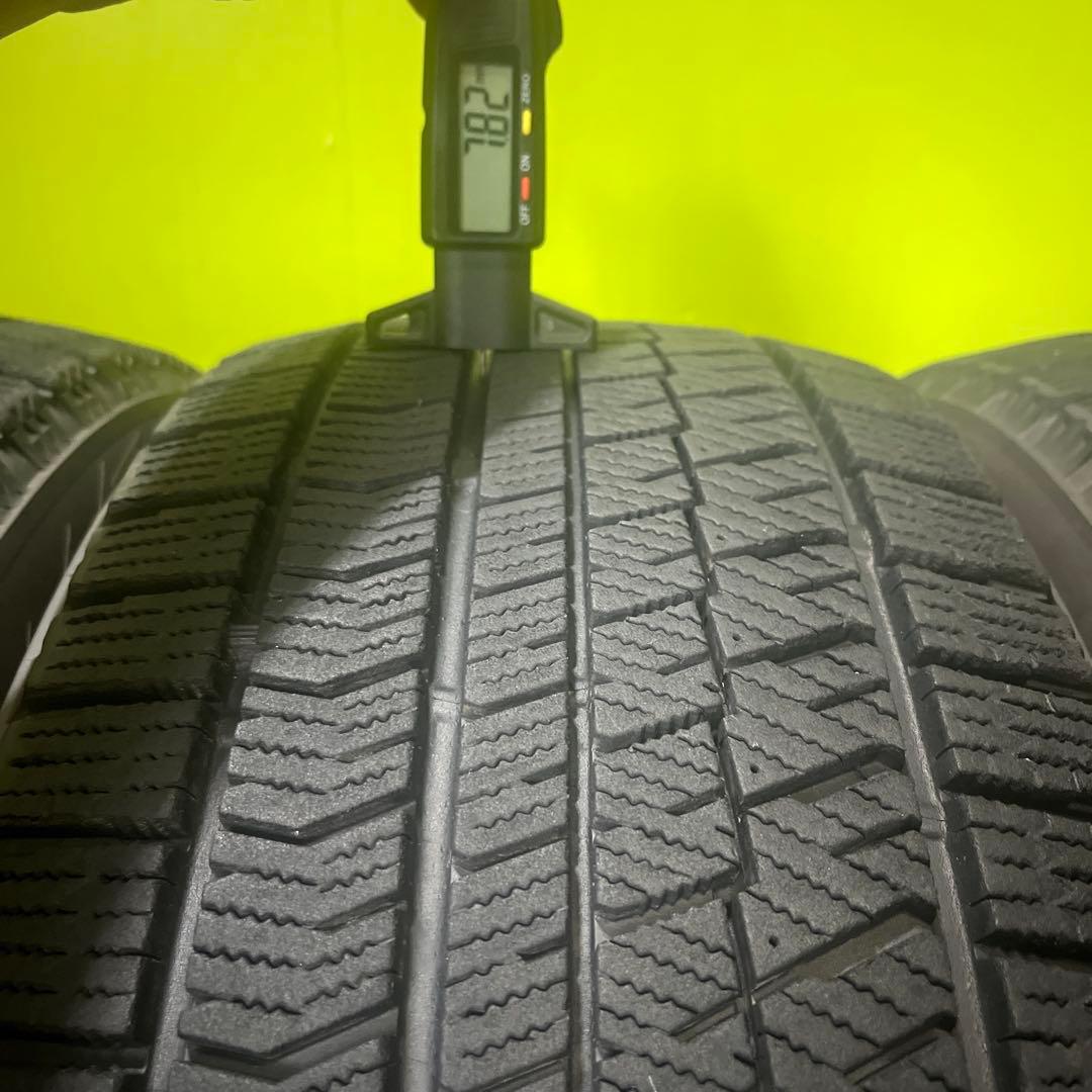 ぶた① 2本 235/45R17 BS VRX2 溝有りセット！