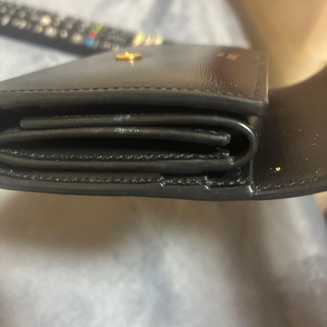 セリーヌ財布　定価 ¥ 92,400 2022年7月購入 約１年使用してます．
