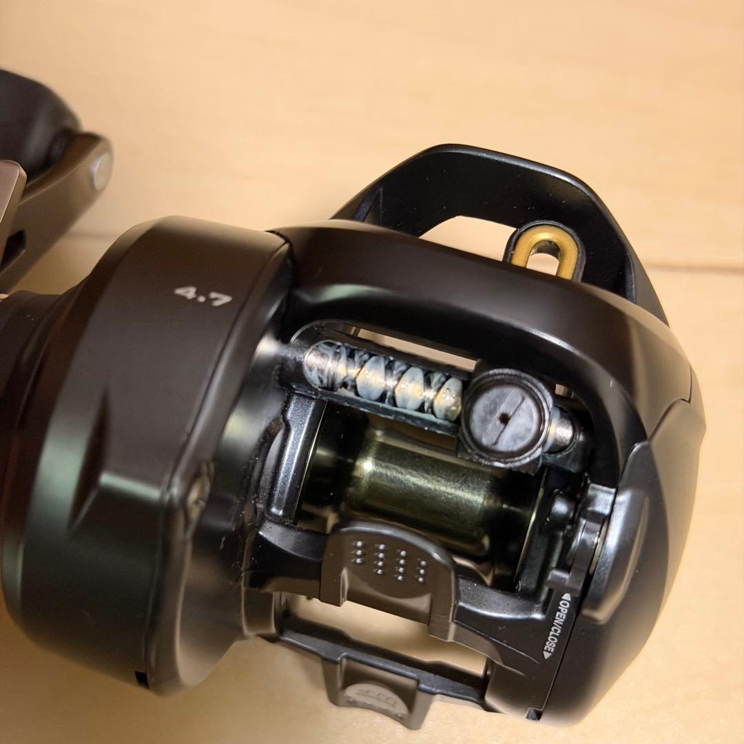 SHIMANO クラド 300 CURADO