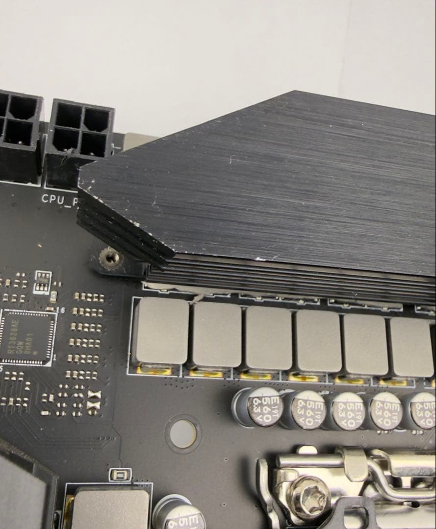 MSI PRO Z690-P DDR4 ATXマザーボード　自作PCパーツ