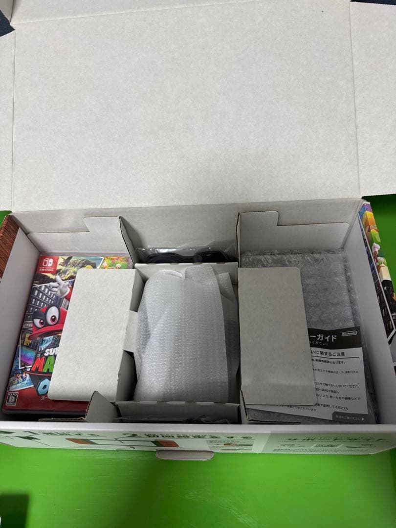 【極美品】Nintendo Switch スーパーマリオオデッセイセット