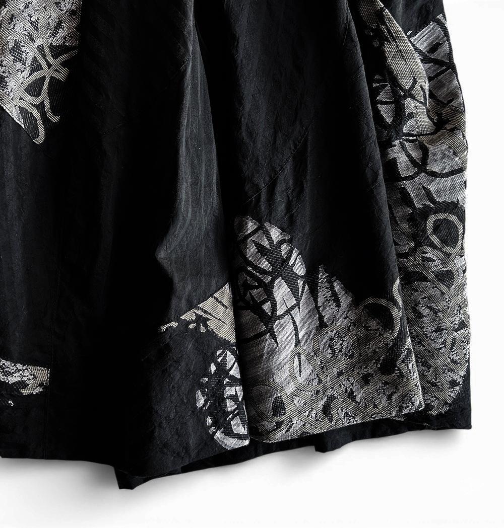 美品 慈雨/センソユニコ 通年 アート柄切替 立体フレア ロングスカート黒40L