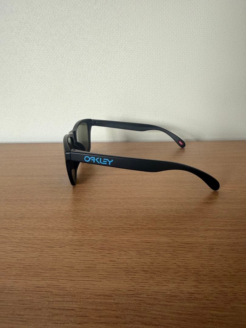 し*ぶ様 OAKLEY FROGSKINS