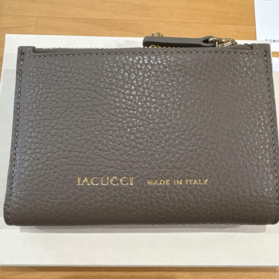 IACUCCI アバ ハーフウォレット CERVO グレイッシュベージュ 本革