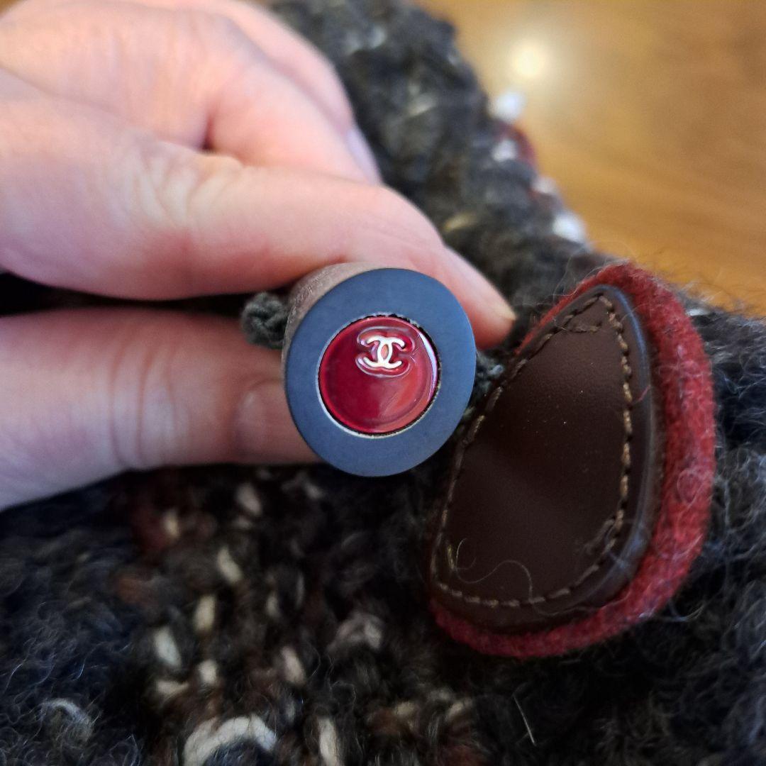 CHANEL　ショートマフラー