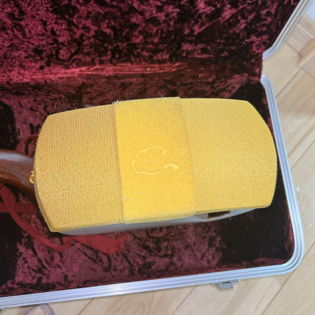 三味線　練習用　細棹　ハードケース付き　破れ有り