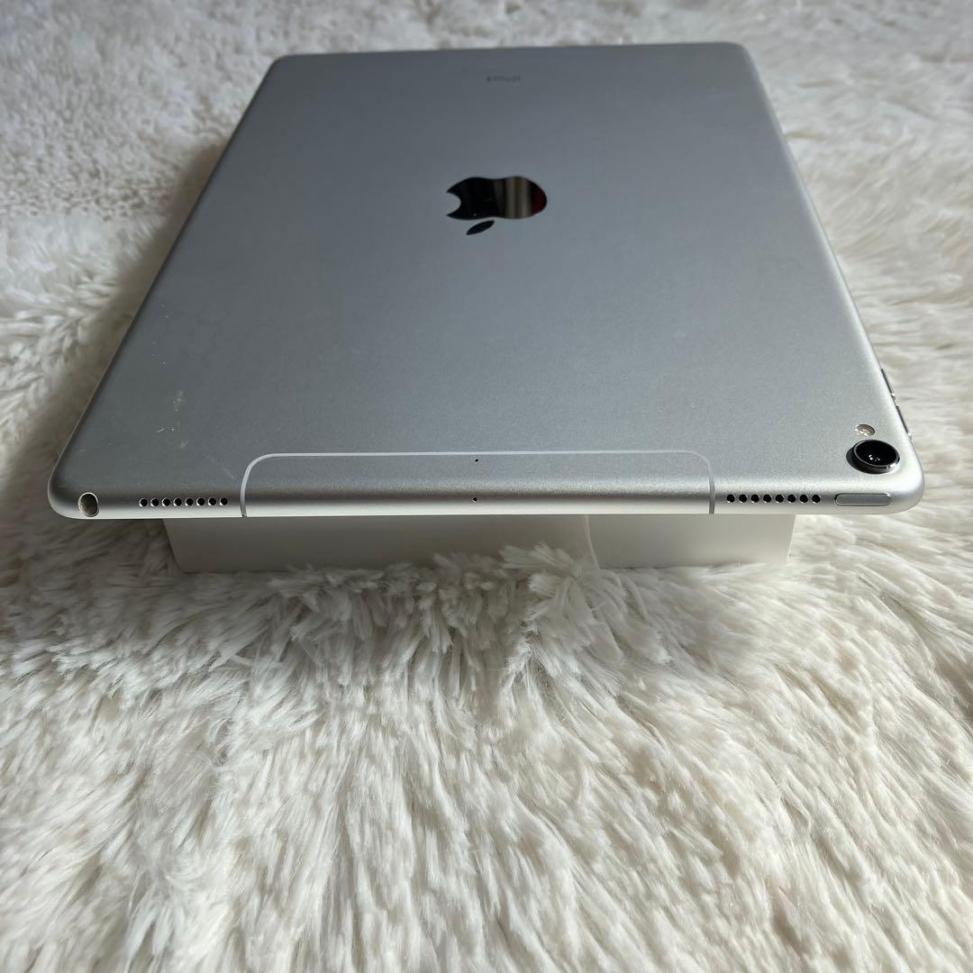 【完動品】iPad Pro 10.5 64GB 【すぐ発送】【付属品】