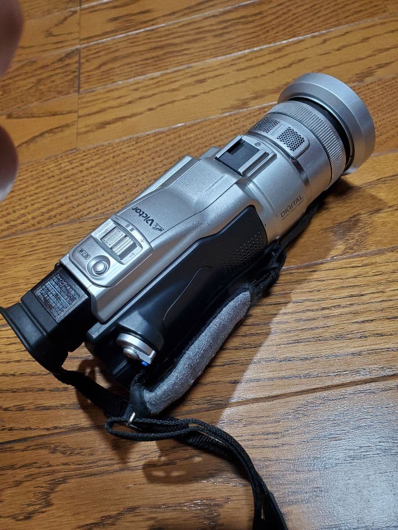 victor mini dv ビデオカメラ　ジャンクと稼働品