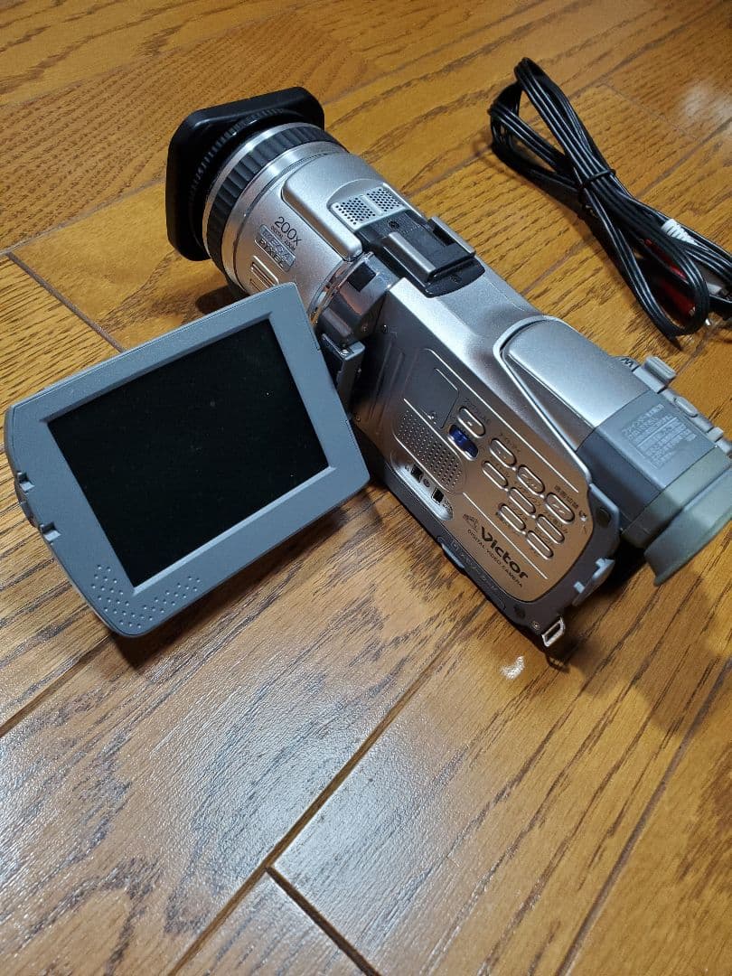 victor mini dv ビデオカメラ　ジャンクと稼働品