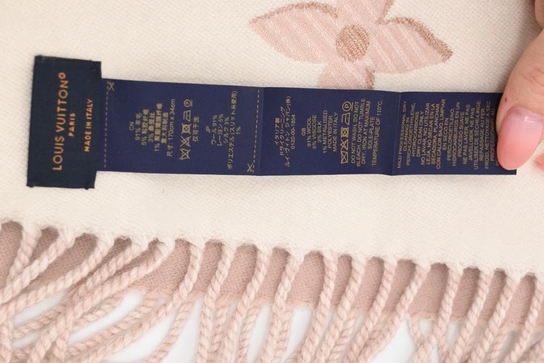 【冬限定】LouisVuitton　ヴィトン　マフラー　ピンク　女性　レディース