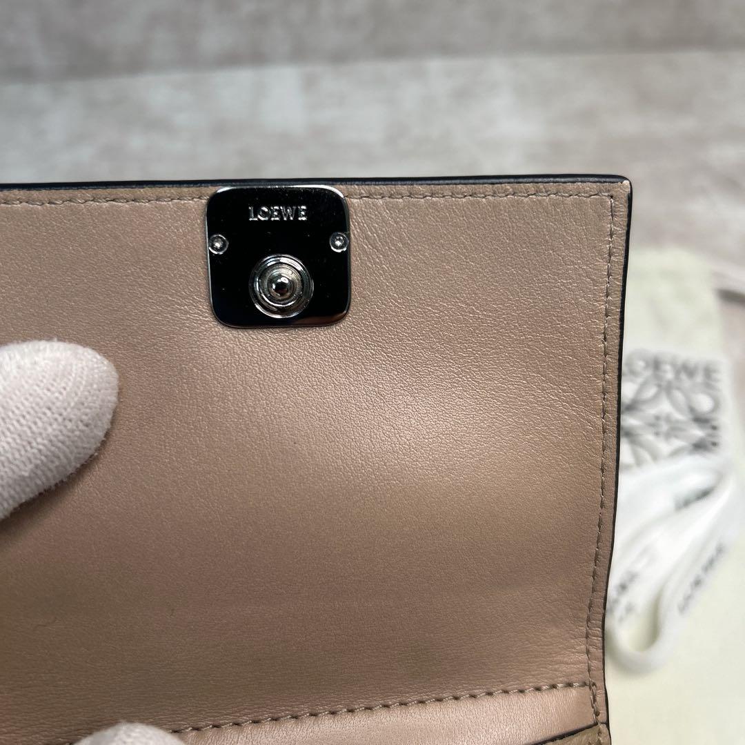 美品✨ LOEWE ロエベ トライフォールド 三つ折り財布 サンド 箱 袋付き
