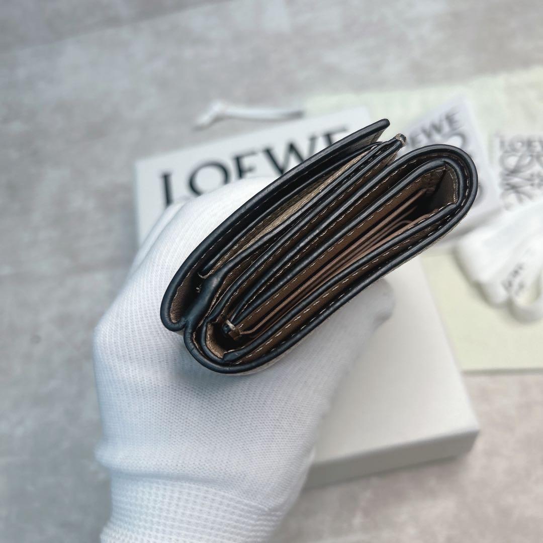 美品✨ LOEWE ロエベ トライフォールド 三つ折り財布 サンド 箱 袋付き