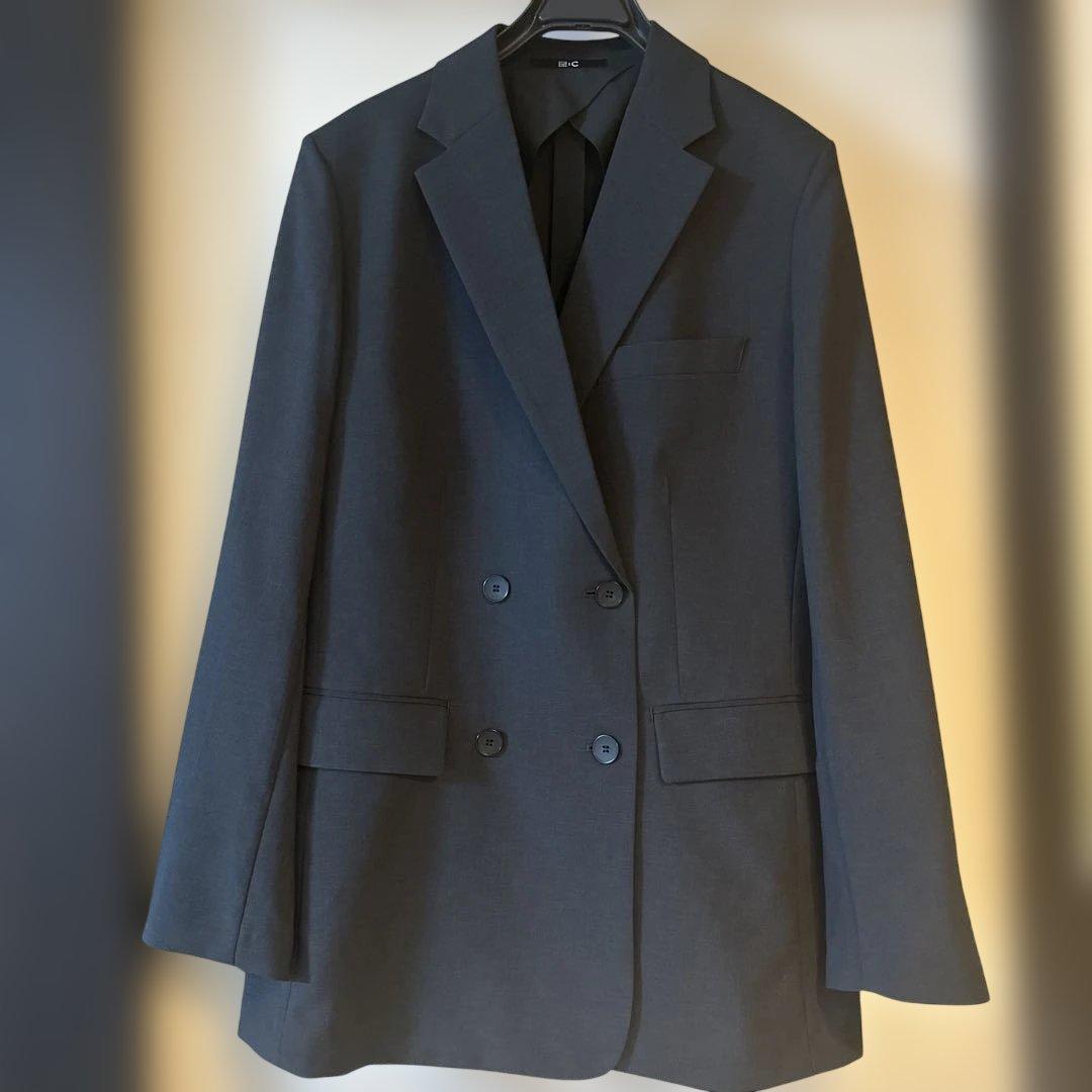 美品　UNIQLO：C 感動ダブルジャケットリラックスフィット　ダークグレー　M
