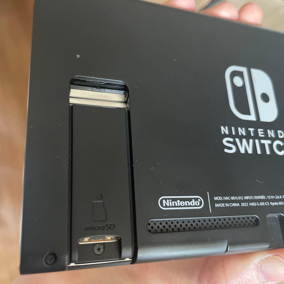 Nintendo Switch 本体 + ゲームカード6枚