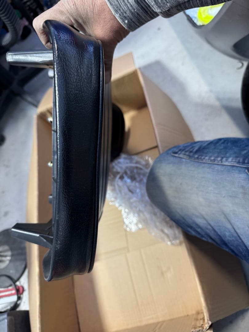 j*i様 zrx1100 1200 タックロール　ローダウンシート　社外品
