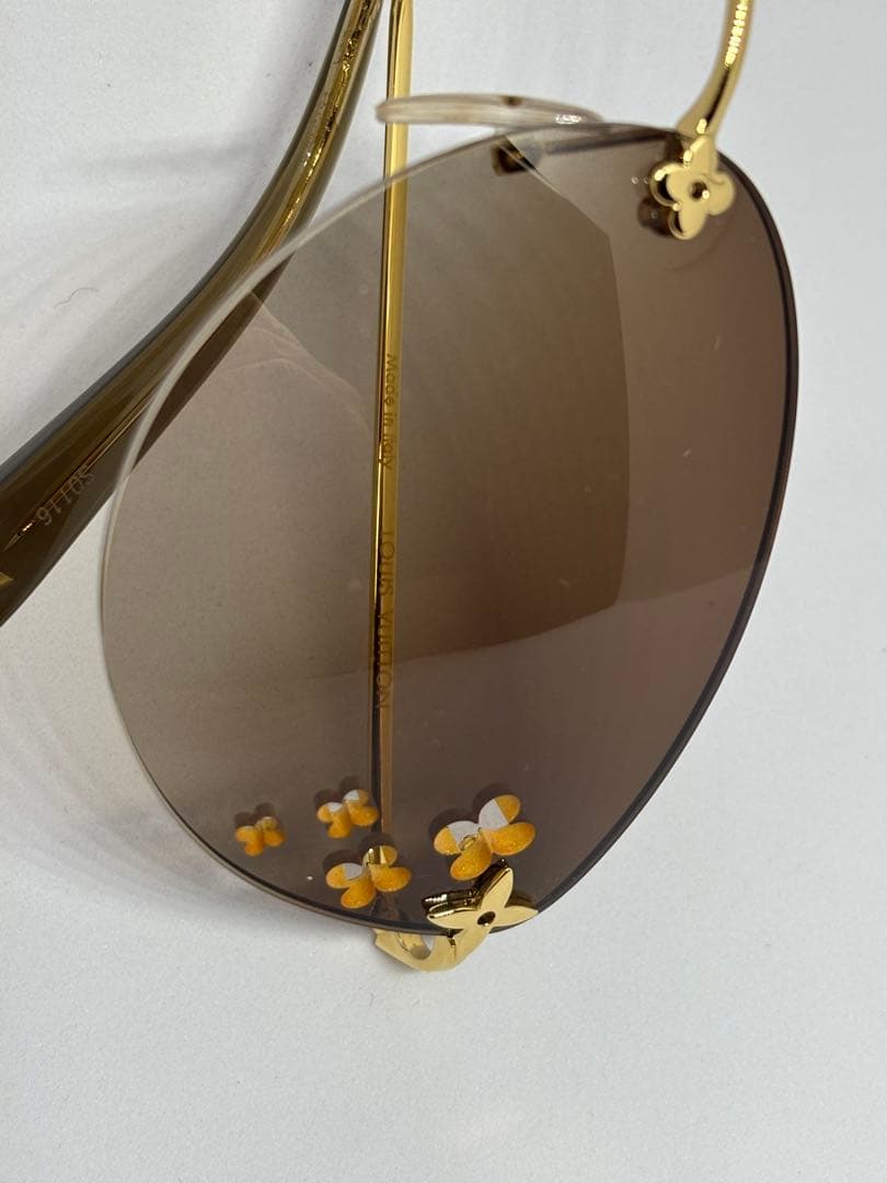 LOUIS VUITTON ルイヴィトン サングラス キャットアイ Z00510
