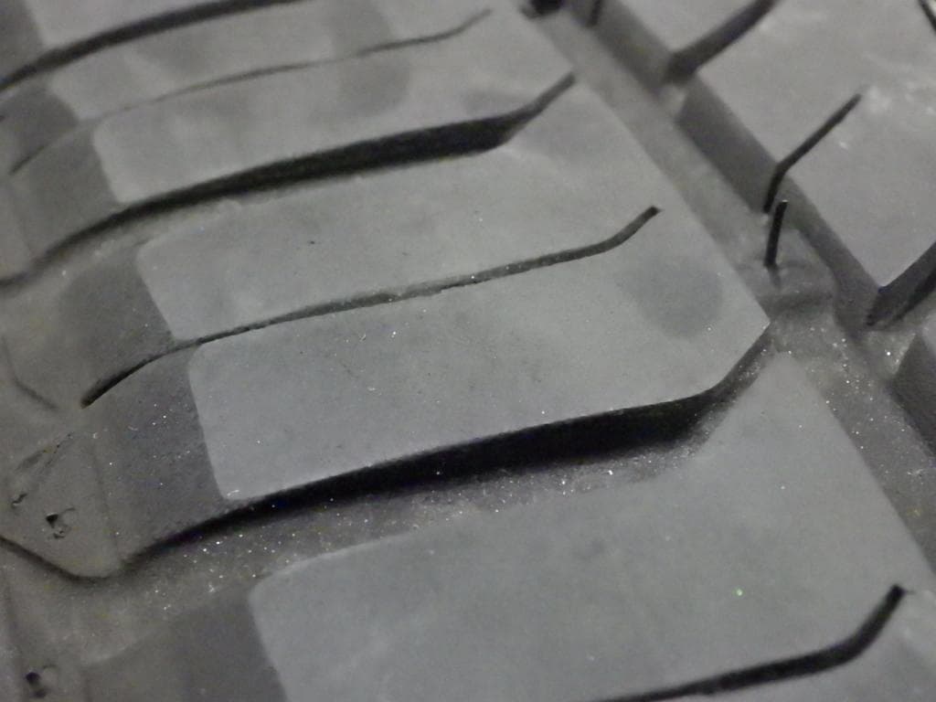 ①たか 195/60R16 GRENLADER ノーマルタイヤ 4本