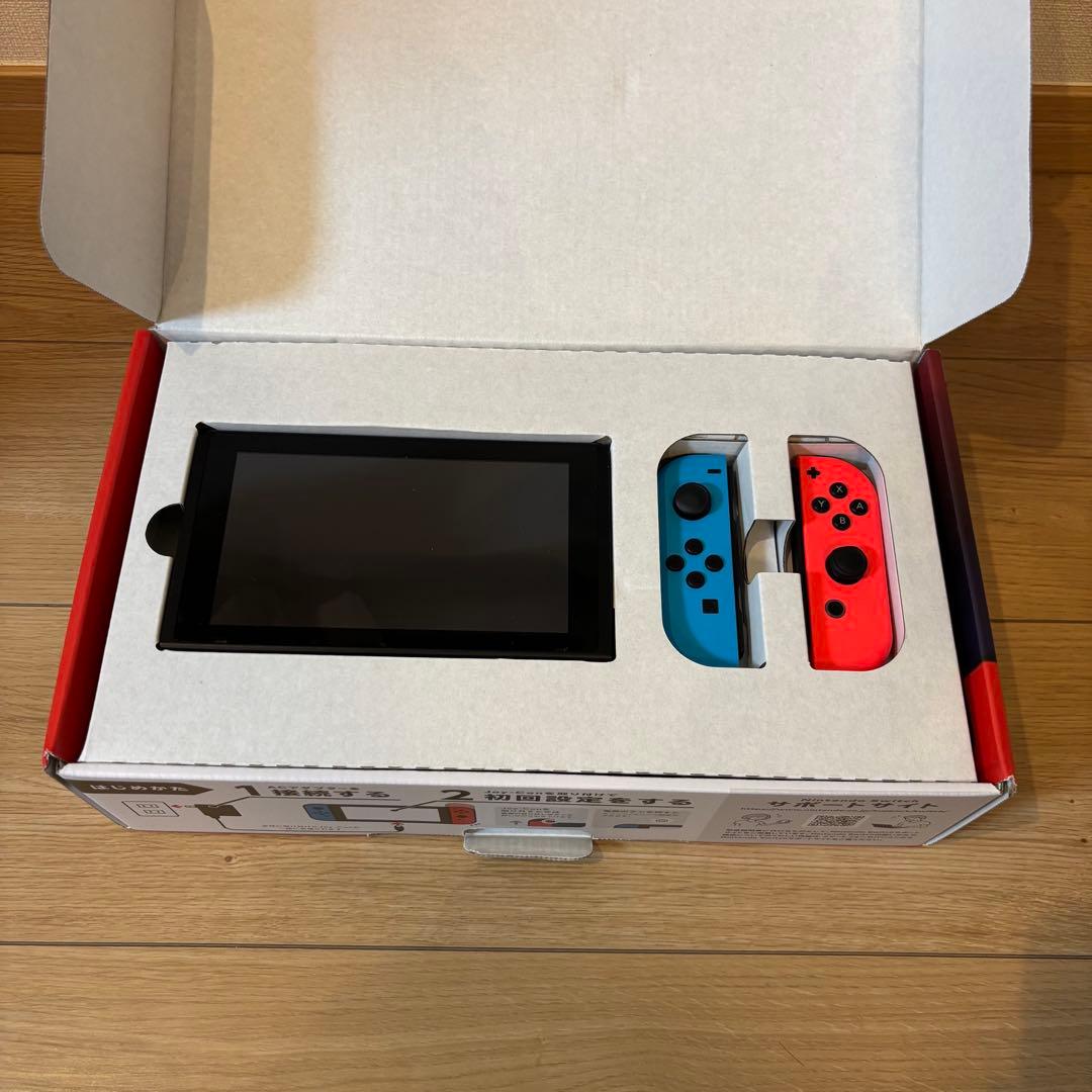 【美品】Nintendo Switch 本体 バッテリー強化版 レッド/ブルー