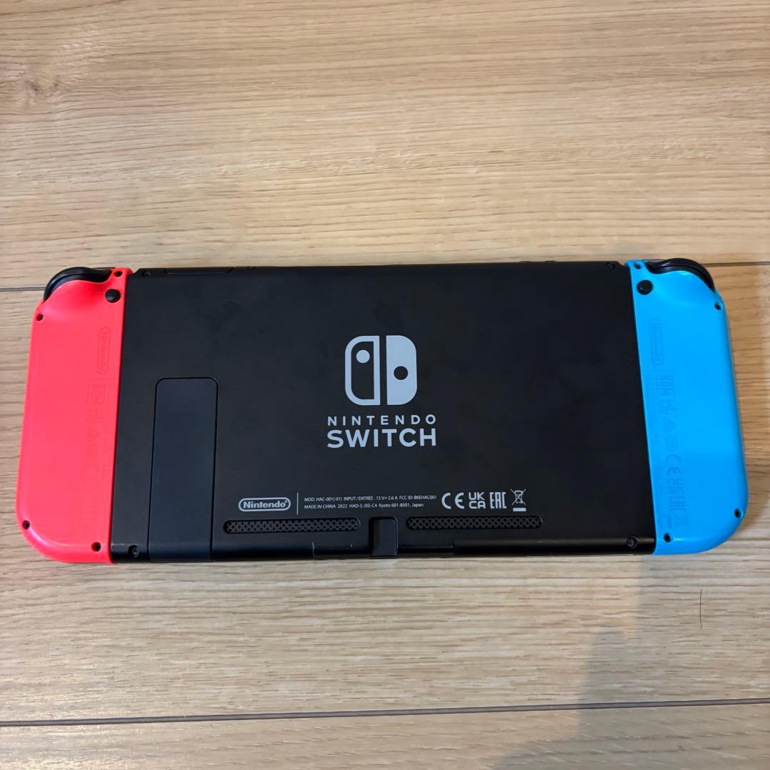 【美品】Nintendo Switch 本体 バッテリー強化版 レッド/ブルー