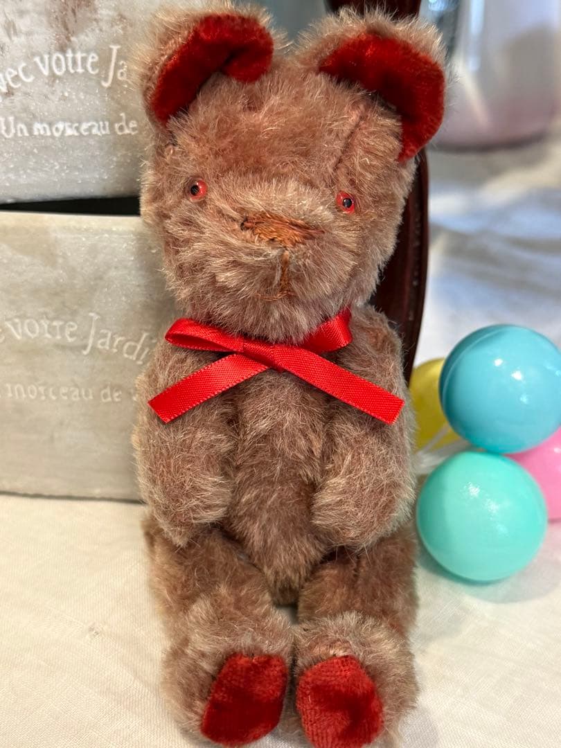 JPMベア　フランスアンティーク　赤耳赤目ちゃん