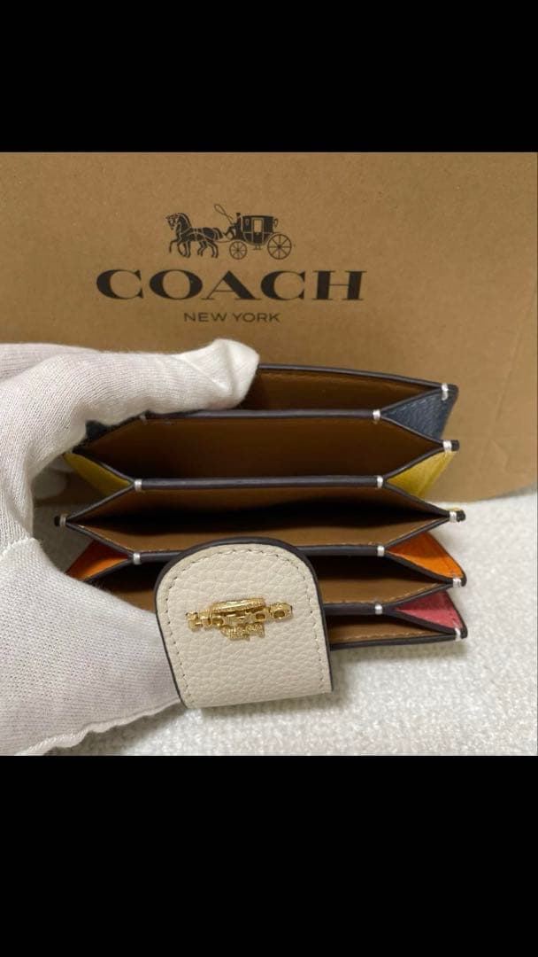 これ以上のお値下げ無し 新品未使用品レアCOACH 名刺入れ・カードケース