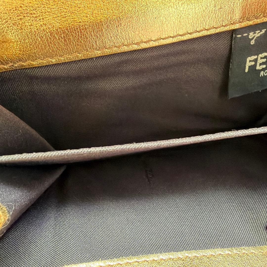 FENDI 三つ折り財布 ゴールド