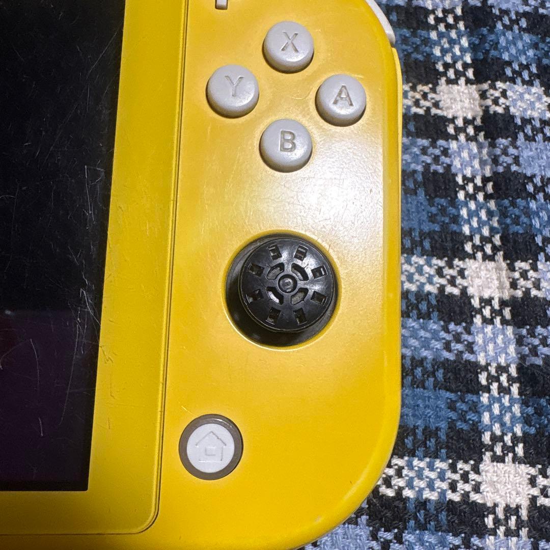【しレーさん専用商品】任天堂Switch Lite イエロー